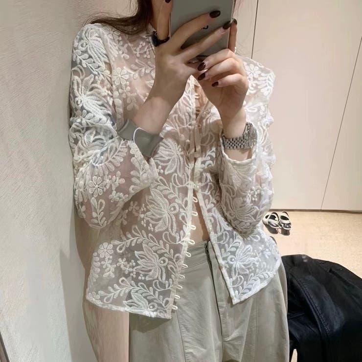 デーアソラーレ花柄シアーロングブラウスお花装飾お花ボタン