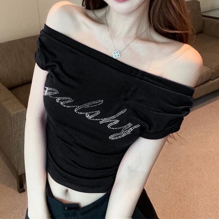 ラインストーンロゴオフショルトップス[品番：SHNW0011554]｜LADY LIKE