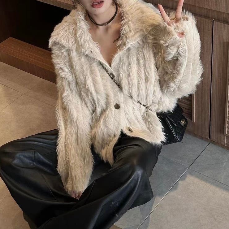 ベージュ | メタルボタン襟付きカーディガン | LADY LIKE 