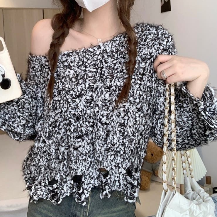 ブラック | クロップド丈モール素材ゆるニット | LADY LIKE 