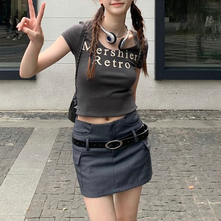 【春夏新作】ラウンドネックロゴTシャツ | LADY LIKE  | 詳細画像3 