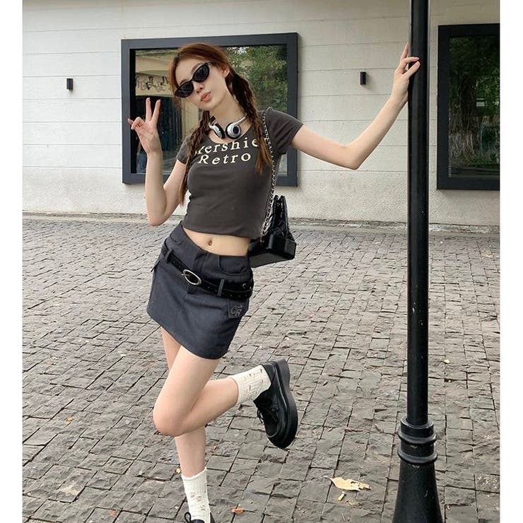 【春夏新作】ラウンドネックロゴTシャツ | LADY LIKE  | 詳細画像4 