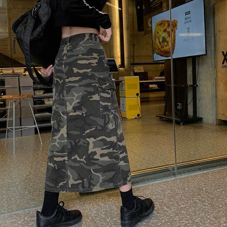 カモフラージュ柄フロントスリットカーゴスカート[品番：SHNW0011695