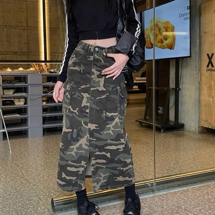 カモフラージュ柄フロントスリットカーゴスカート[品番：SHNW0011695