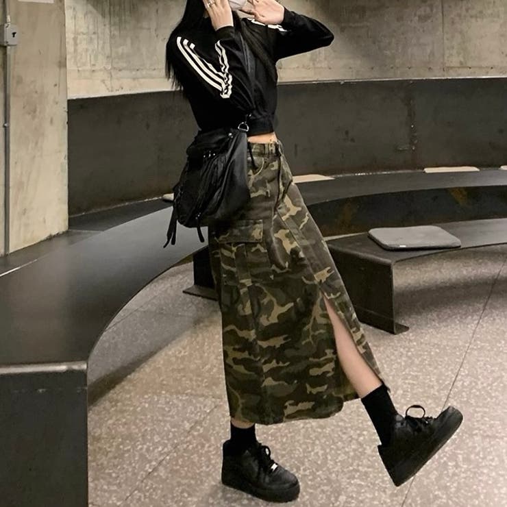 カモフラージュ柄フロントスリットカーゴスカート[品番：SHNW0011695