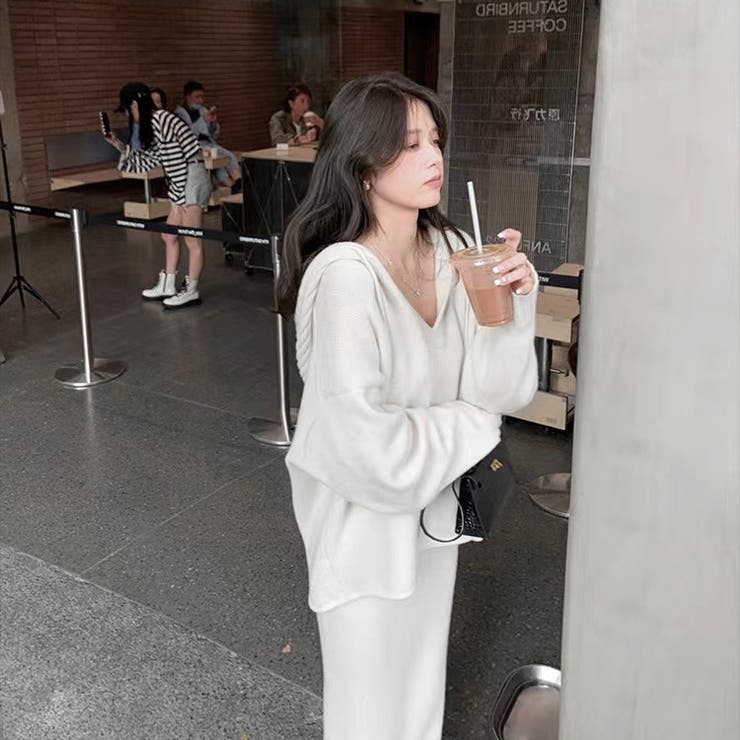 フード付きニットセットアップ[品番：SHNW0008149]｜LADY LIKE