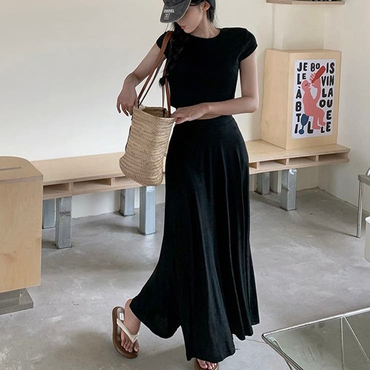 2点セット ストレッチTシャツ＆ロングスカートセットアップ[品番
