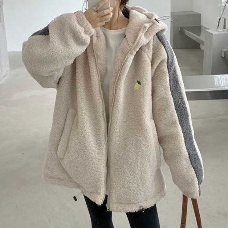 袖ライン入りボアフリースフード付きジャケット[品番：SHNW0012015