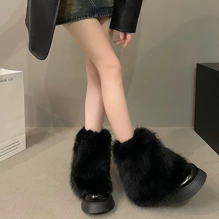 フェイクファー付きエナメルブーツ[品番：SHNW0011822]｜LADY