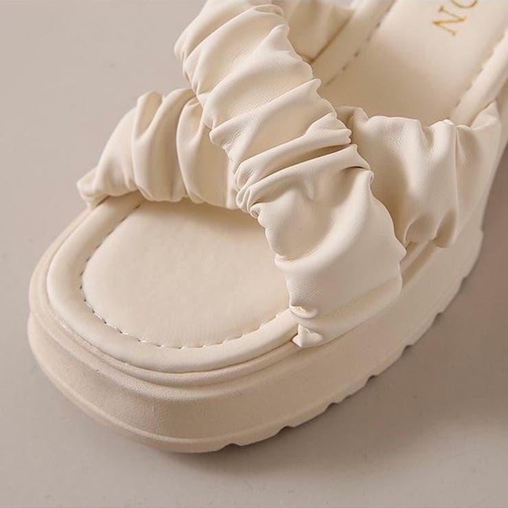 【上品パール魅せ】CHANEL 小粒パール サンダルダブルストラップ パールサンダル韓国 厚底サンダル疲れない[品番：II000011601