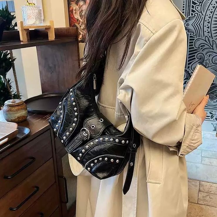paloma wool スタッズ付き黒ショルダーバッグ paloma wool スタッズ付き黒ショルダーバッグ