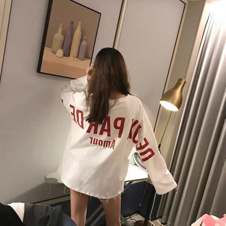 重宝するベーシックな、オーバーサイズTシャツ 韓国ファッション 春服