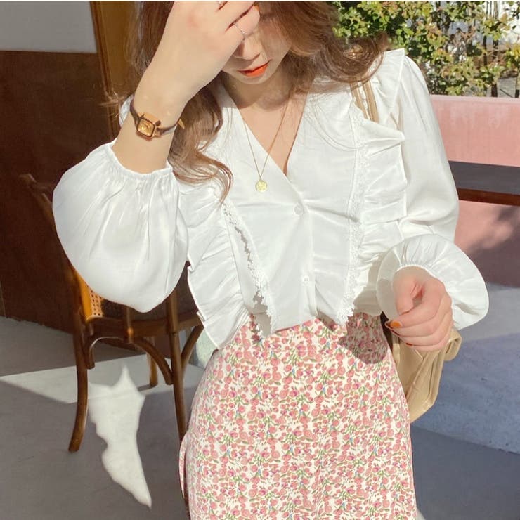 メル　yunahica セットインフリルブラウス アイボリー　試着のみ yunahica セットインフリルブラウス アイボリー 試着のみ - メルカリ