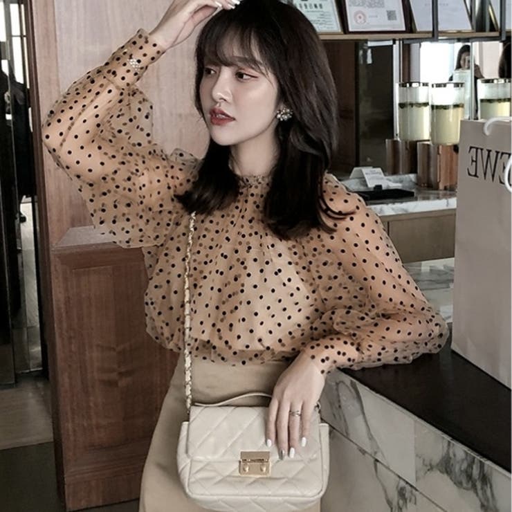 モテ愛されレディに。キャミ付きシアーブラウス 韓国ファッション 夏服 | Sibra | 詳細画像9 