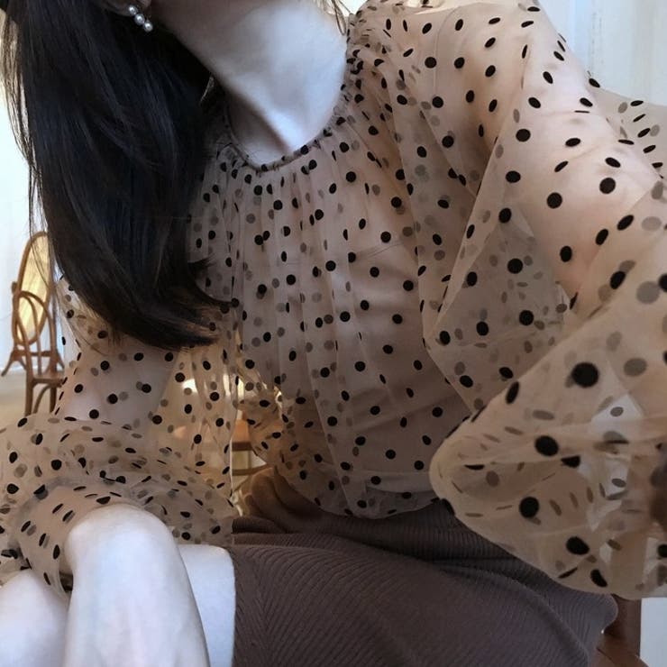 モテ愛されレディに。キャミ付きシアーブラウス 韓国ファッション 夏服 | Sibra | 詳細画像8 