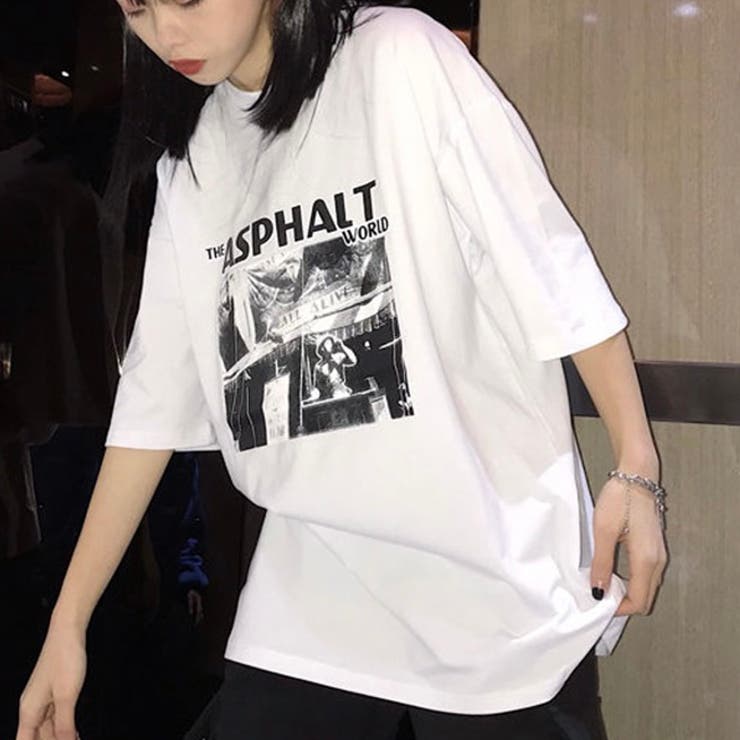 ストリート感をプラスしてくれる、半袖プリントTシャツ 韓国ファッション 夏服