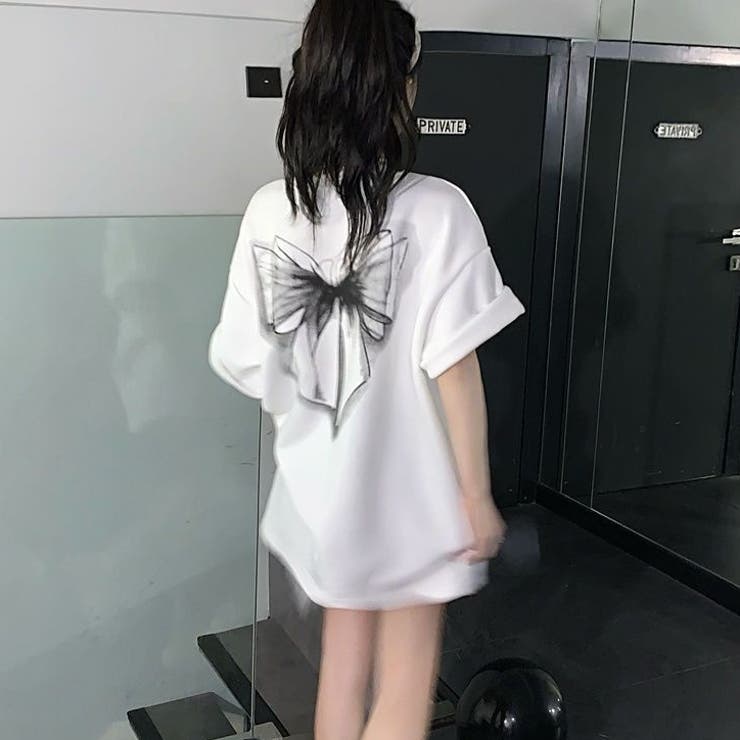 ホワイト | 綿100％オーバーサイズプリントTシャツ 韓国ファッション オフィスカジュアル | Sibra