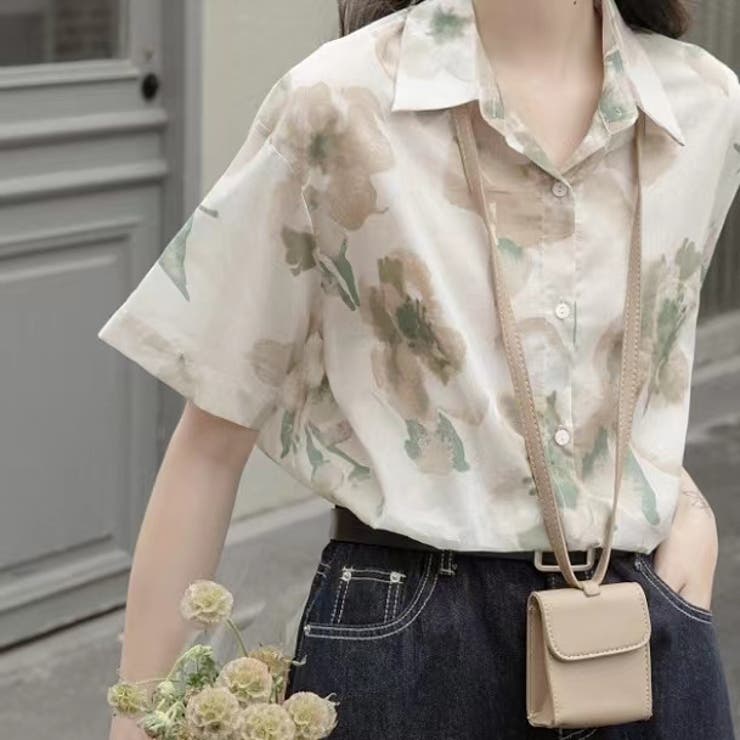 プリント修身半袖Tシャツ+チェック柄開叉半身スカート、夏の女装ファッション プリント修身半袖Tシャツ+チェック柄開叉半身スカート、夏の女装