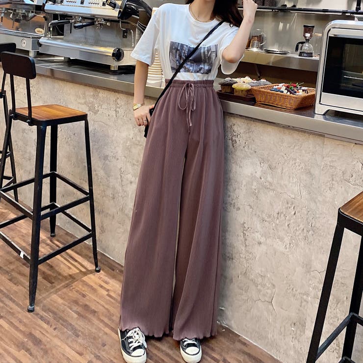 プリーツストレートパンツ 光沢感 ストレートワイドパンツ 品番 Shnw Sibra シブラ のレディースファッション通販 Shoplist ショップリスト