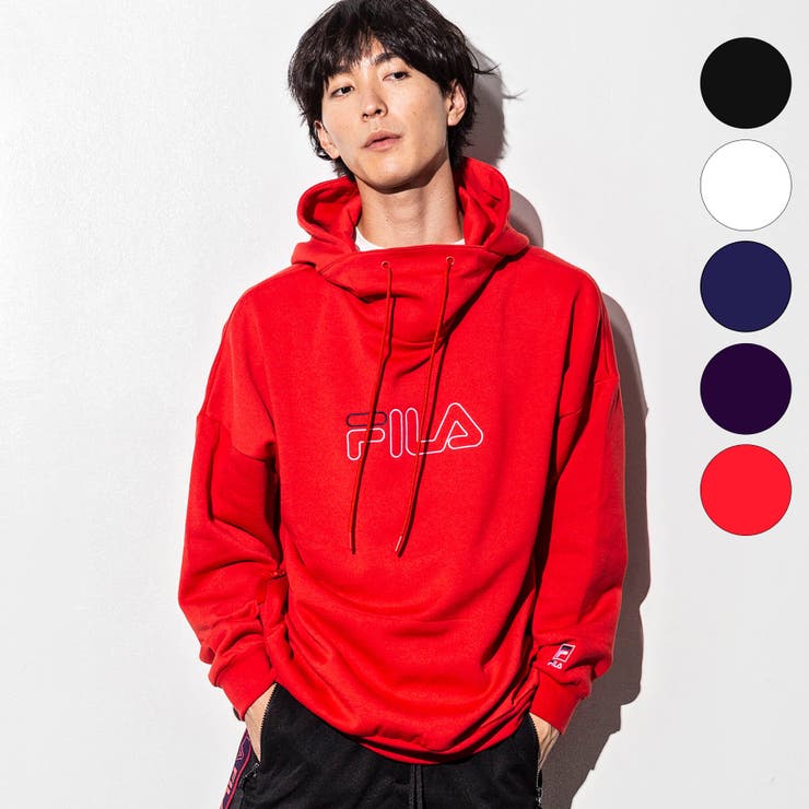 人気 fila チャックパーカー 赤