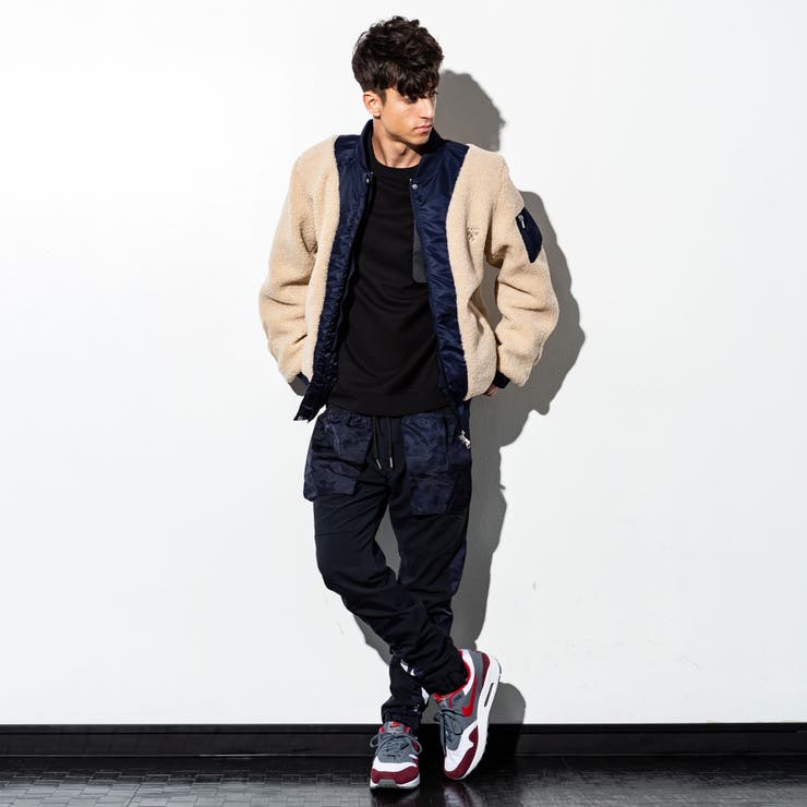 直営店 WEB限定】hummel(ヒュンメル)ボア切り替えボンバージャケット