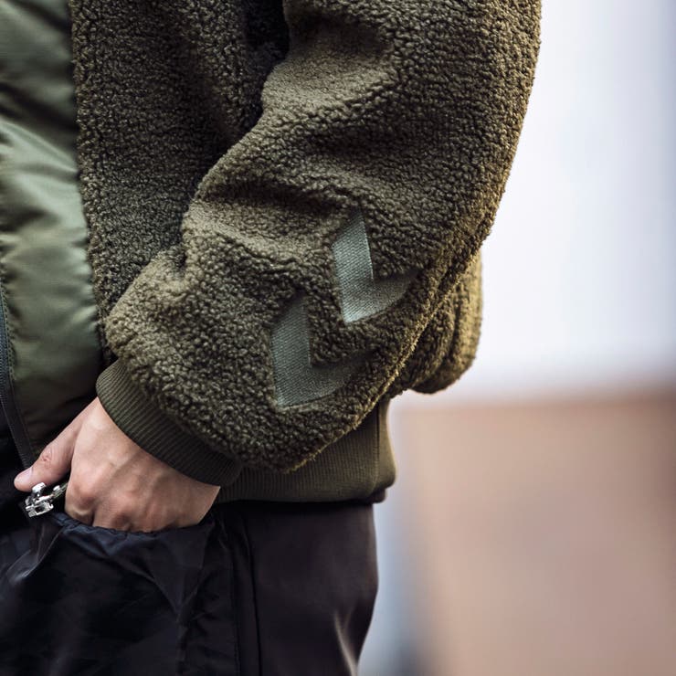 直営店 WEB限定】hummel(ヒュンメル)ボア切り替えボンバージャケット