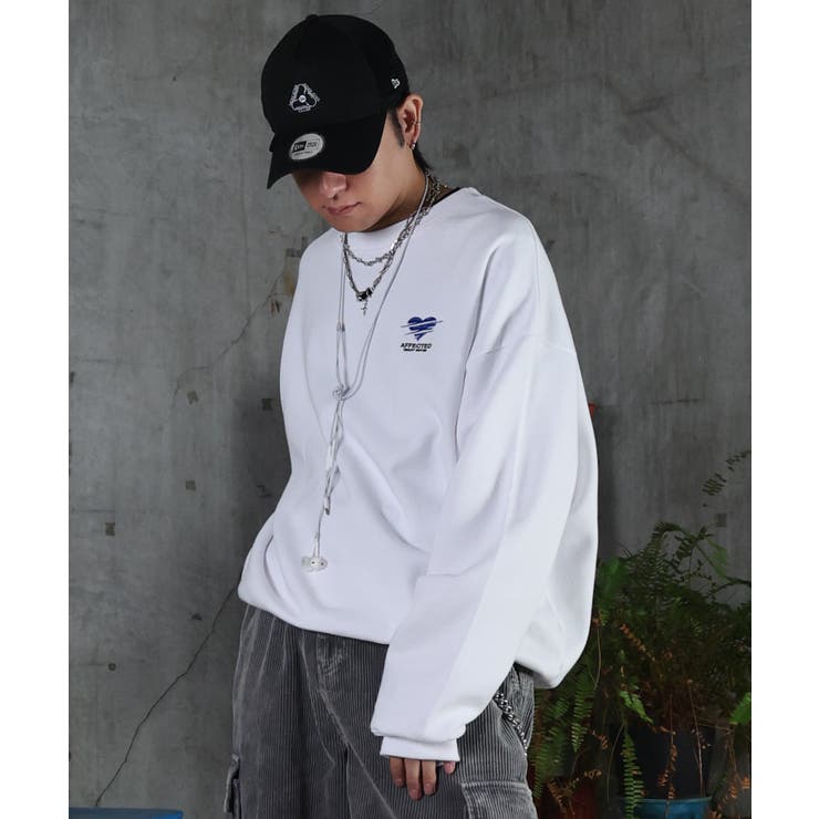 ILL S(イルズ)裏起毛 ハートワンポイント刺繍クルーネックスウェット | SHIFFON  | 詳細画像2 