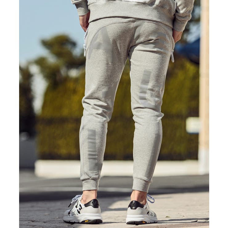 1PIU1UGUALE3 RELAX ビッグファスナーランダムロゴジョガーパンツ | SHIFFON  | 詳細画像5 