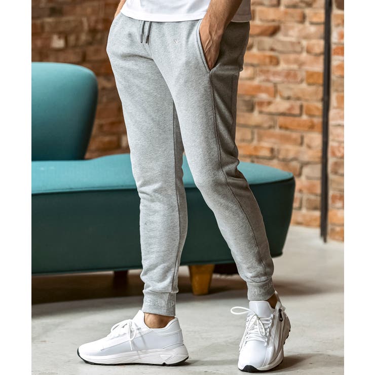 グレー | 1PIU1UGUALE3 RELAXラインストーンヘムスウェットジョガーパンツ | SHIFFON 