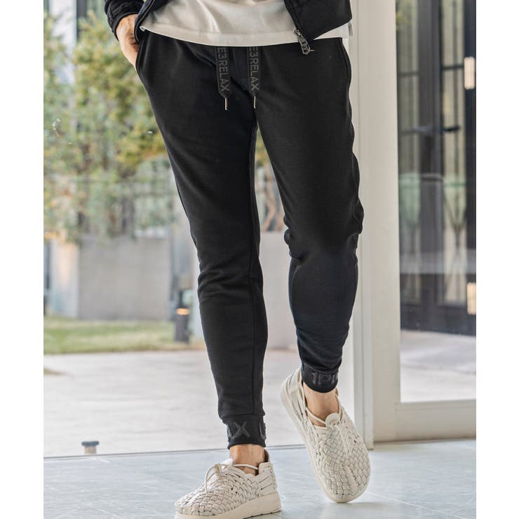 ブラック | 1PIU1UGUALE3 RELAX ウノピゥウノウグァーレトレ | SHIFFON 