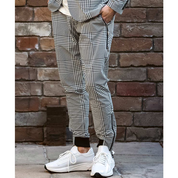 ホワイト系 | 1PIU1UGUALE3 RELAX ウノピゥウノウグァーレトレ | SHIFFON 