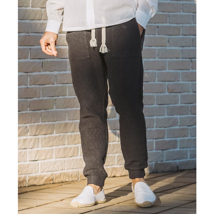 ブラック | 1PIU1UGUALE3 RELAX ウノピゥウノウグァーレトレ | SHIFFON 