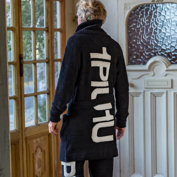 1PIU1UGUALE3 RELAX ビッグロゴニットガウン[品番：SHNM0002981