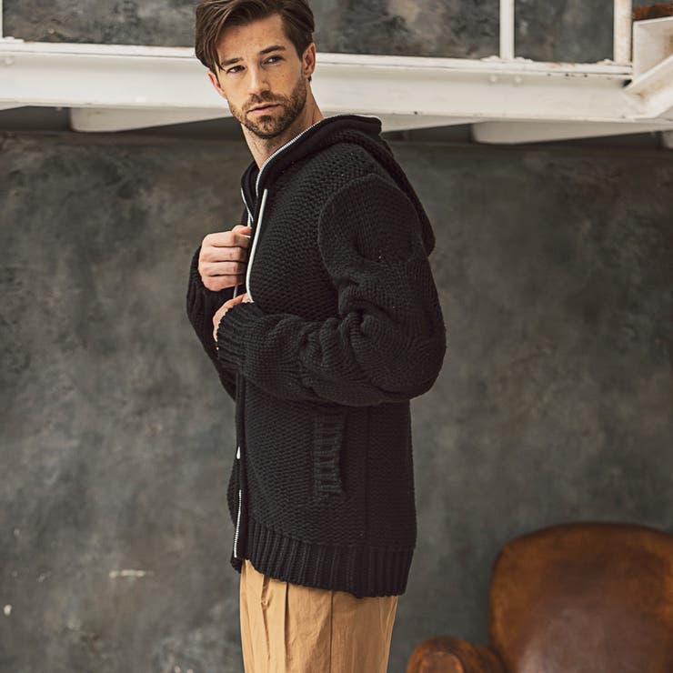 1piu1uguale3 定価70000円 ニットセーター アウター 1PIU1UGUALE3