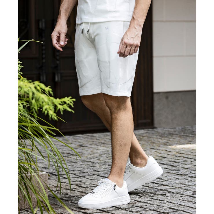 ホワイト系 | 1PIU1UGUALE3 RELAX ウノピゥウノウグァーレトレ | SHIFFON 