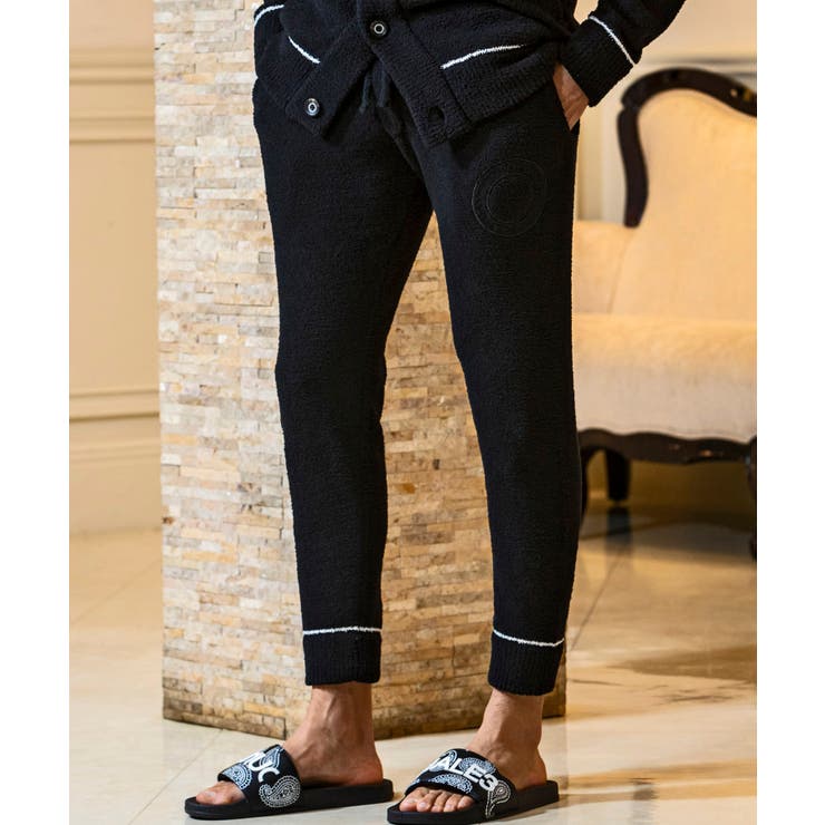 ブラック | 1PIU1UGUALE3 RELAX ウノピゥウノウグァーレトレ | SHIFFON 