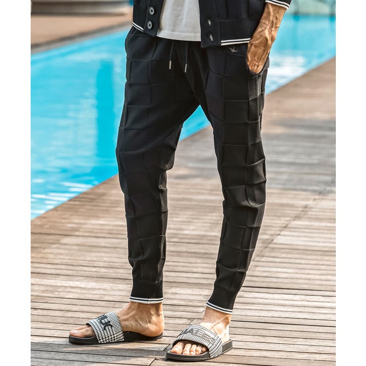 ブラック | 1PIU1UGUALE3 RELAX ウノピゥウノウグァーレトレ | SHIFFON 