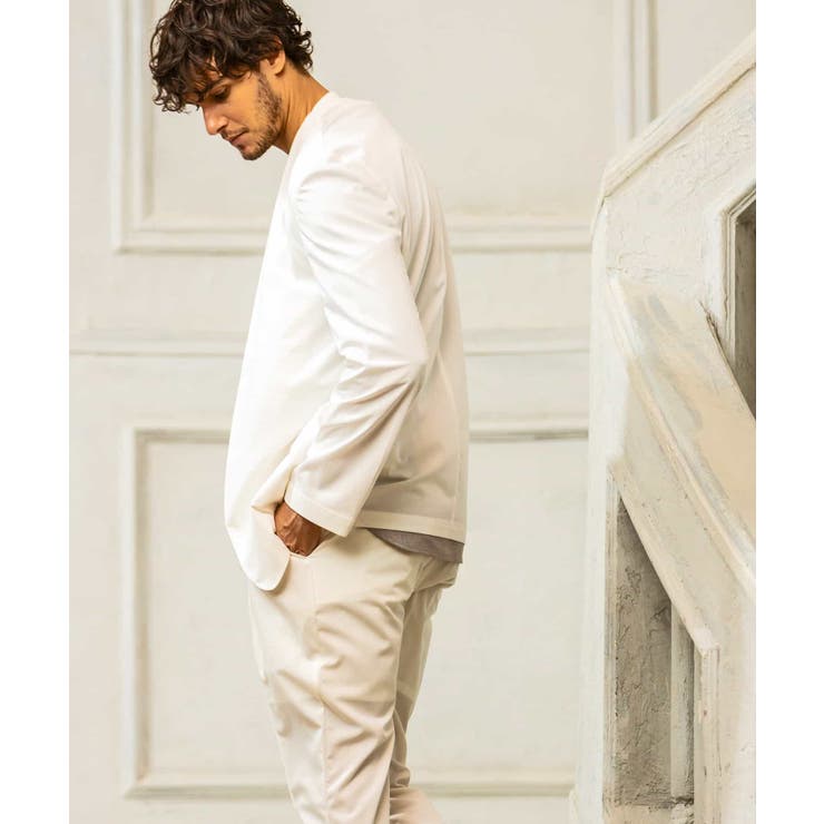 1piu1uguale3 ウノピゥ　ノーカラーセットアップ　 ベージュ 6と5 1piu1uguale3 ウノピゥ ノーカラーセットアップ ベージュ 6と5