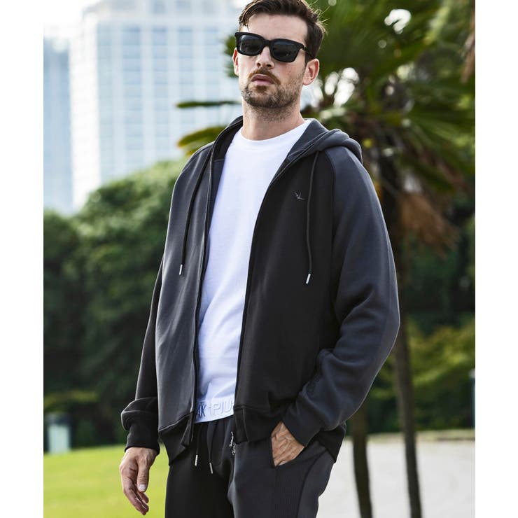 ブラック | 1PIU1UGUALE3 RELAX ウノピゥウノウグァーレトレ | SHIFFON 