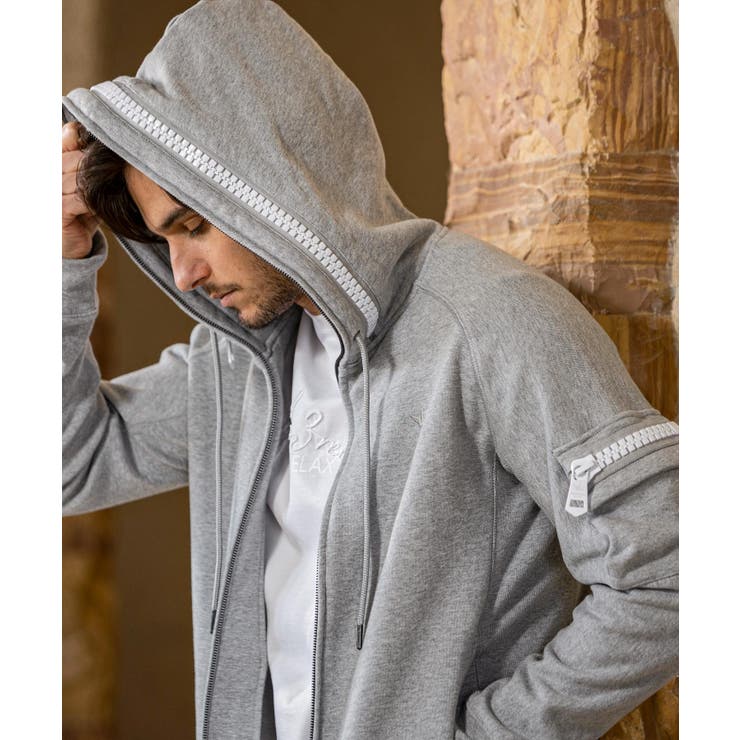 お洒落感】1PIU1UGUALE3 RELAX セイムカラージップフーディー