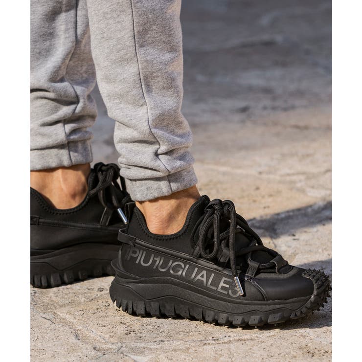 ブラック | 1PIU1UGUALE3 RELAX ウノピゥウノウグァーレトレ | SHIFFON 