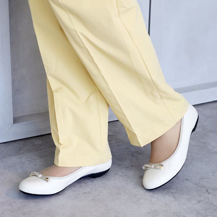 【未使用級】　ペダラ　バレエ　シューズ　23㎝ 2E レザー　エナメル　リボン 美品】asics ペダラ エナメル レザー リボン パンプス 23.5㎝ 3E