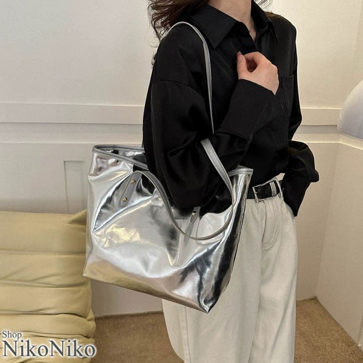 冬新作 メタリックシルバー トートバッグメタリック[品番：MG000008475
