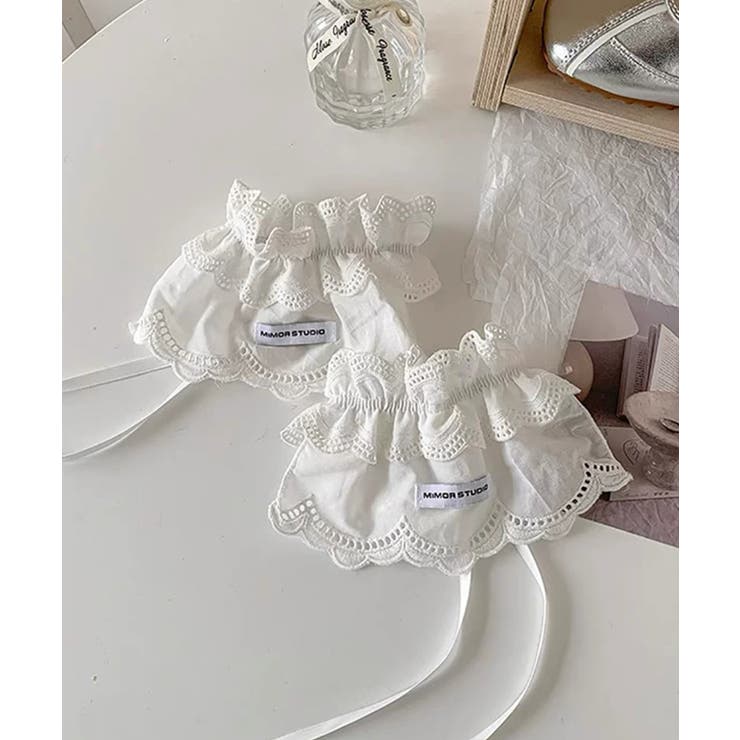 ホワイト | 冬新作 ロゴワッペン付き シュシュ | ShopNikoNiko