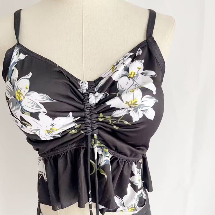 新品☆3L♪白×黒×花柄♪水着4点セット♪リゾートにも☆s846 水着 花柄 水着3点セット[品番：ZI000000009]｜IRADOWL（アイラ