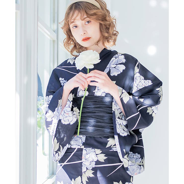 1.月夜の凪と菊