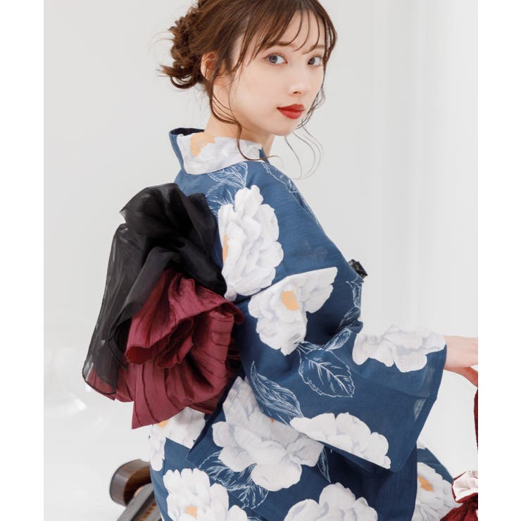 1.涼風の藍紺牡丹
