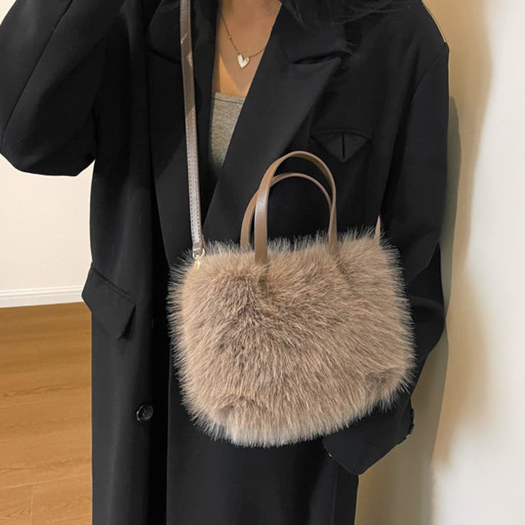 バケット型ファーハンドバッグ 7153】ふわふわファーハンドバッグ [品番：ASHW0001058]｜SneepDip