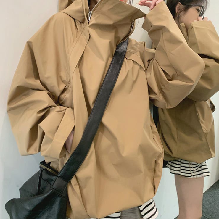 赤字覚悟！処分セール】おしゃれな軽い素材の斜めジップウインド