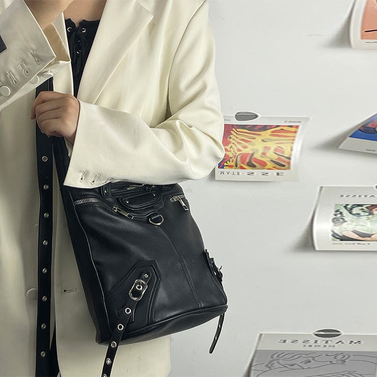 ユニセックス☆ダーク スタッズ ライダース バケット ショルダーバッグ | 17kg | 詳細画像3 